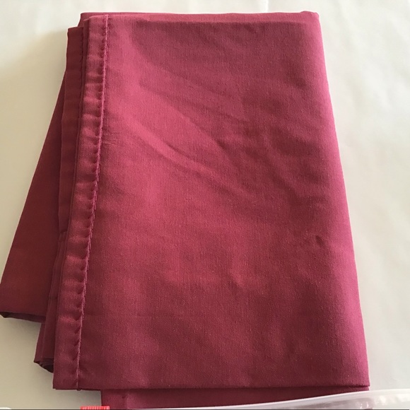 EUC Light-Filtering Raspberry Curtains & Valances 3 Panels 28"x84" Each - Picture 3 of 12